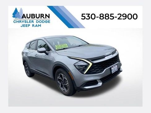 Used 2023 Kia Sportage LX FWD image 1