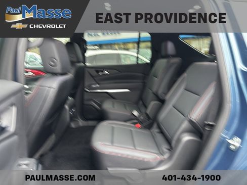 Certified 2025 Chevrolet Traverse Z71 w/ Driver Confidence Package AWD/4WD image 17