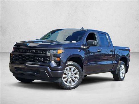 Used 2022 Chevrolet Silverado 1500 Custom w/ LPO, Dark Essentials Package AWD/4WD image 4