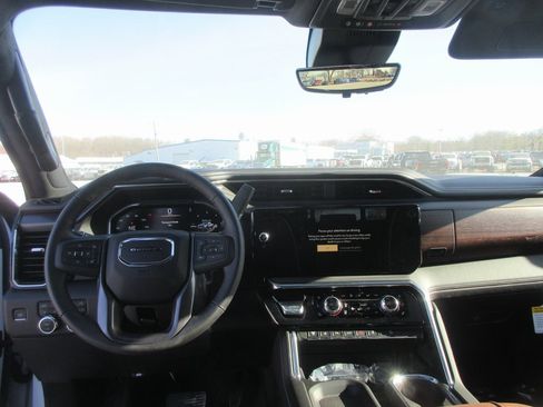 New 2026 GMC Sierra 2500 Denali Ultimate image 18