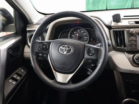 Used 2014 Toyota RAV4 LE image 13