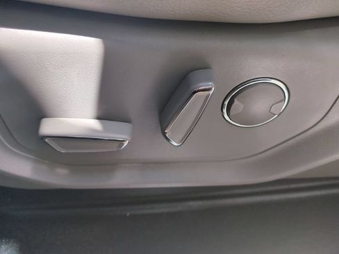 Used 2018 Ford F150 Lariat RWD image 22