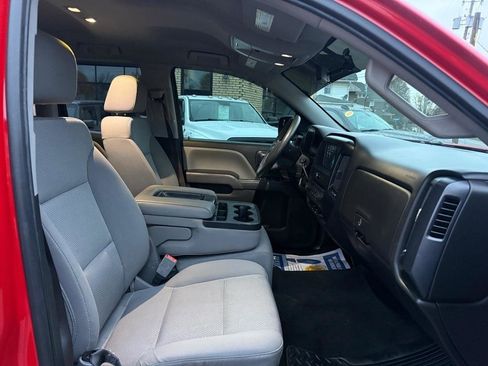 Used 2017 Chevrolet Silverado 1500 Custom image 10