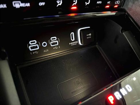 Used 2023 Jeep Grand Cherokee 4WD 4xe w/ Luxury Tech Group II image 29