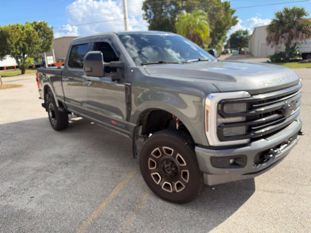 Used 2025 Ford F250 Platinum AWD/4WD image 9