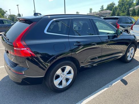 Used 2022 Volvo XC60 B5 Momentum AWD/4WD image 7