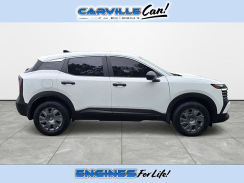 Used 2026 Nissan Kicks S FWD image 3
