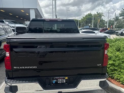 Used 2025 Chevrolet Silverado 1500 LT RWD image 5