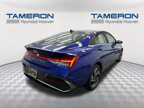 New 2025 Hyundai Elantra SEL w/ Cargo Package image 5
