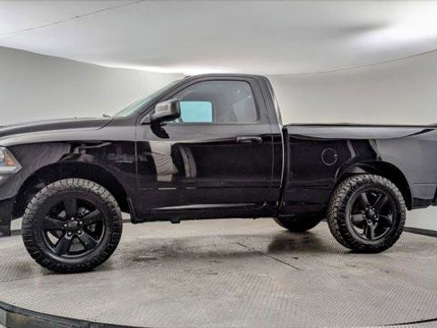 Used 2014 RAM 1500 Express image 3