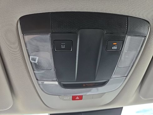 Certified 2023 Kia Sportage EX AWD/4WD image 19