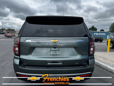 Used 2024 Chevrolet Tahoe LT w/ Luxury Package AWD/4WD image 4