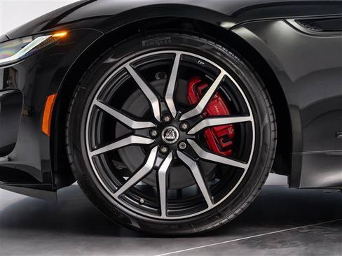 Used 2024 Jaguar F-TYPE R AWD/4WD image 12