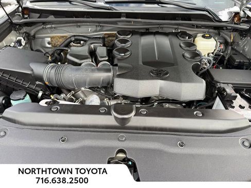 Used 2024 Toyota 4Runner Limited AWD/4WD image 16