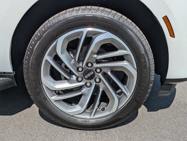 New 2026 Lincoln Navigator L Premier AWD/4WD image 11
