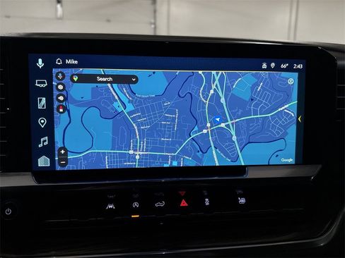 Used 2025 Chevrolet Silverado 1500 LT w/ Leather Package image 15