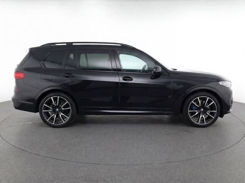 Used 2022 BMW X7 xDrive40i w/ M Sport Package AWD/4WD image 8