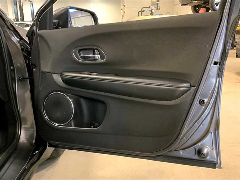 Used 2022 Honda HR-V EX image 23