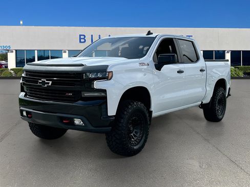 Used 2021 Chevrolet Silverado 1500 LT Trail Boss w/ Bed Protection Package AWD/4WD image 3