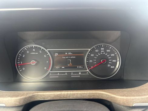 Used 2023 Kia Sorento S AWD/4WD image 17
