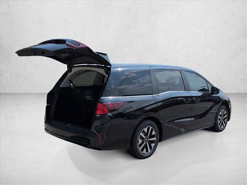 New 2026 Honda Odyssey EX-L image 6
