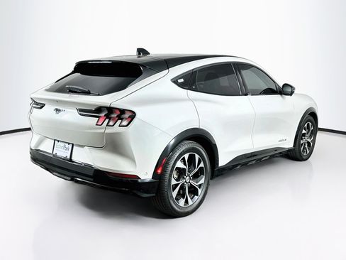 Used 2021 Ford Mustang Mach-E Premium RWD image 9