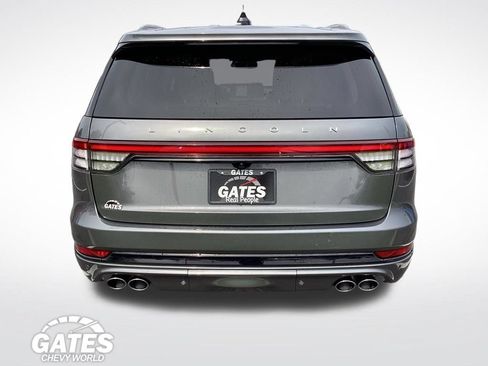 Used 2025 Lincoln Aviator Reserve w/ Jet Appearance Package AWD/4WD image 9