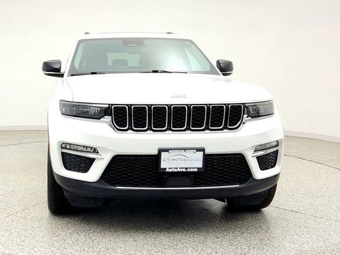 Used 2023 Jeep Grand Cherokee Limited AWD/4WD image 2