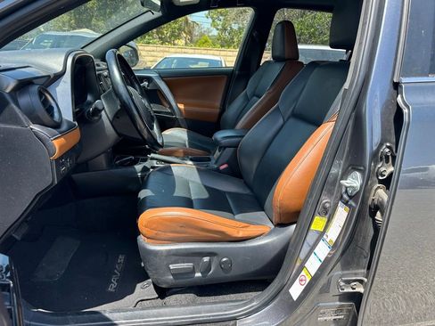 Used 2017 Toyota RAV4 SE AWD/4WD image 11