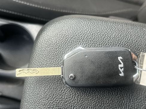 Used 2024 Kia Forte LXS w/ LXS Technology Package FWD image 29