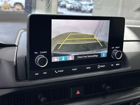 Used 2023 Honda CR-V EX image 18