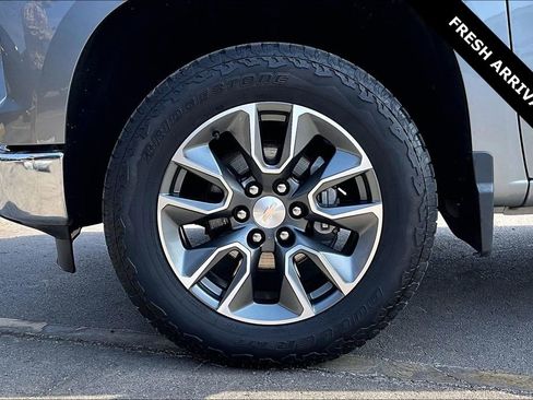 Used 2024 Chevrolet Silverado 1500 LT image 33