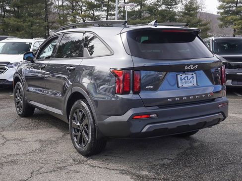 Used 2022 Kia Sorento S w/ Panoramic Sunroof Package image 11