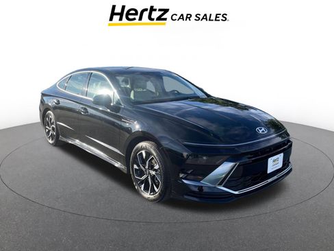 Used 2025 Hyundai Sonata SEL image 1
