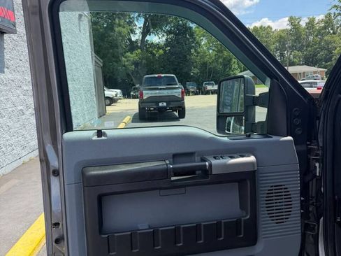 Used 2014 Ford F250 XLT w/ Advanced Security Group AWD/4WD image 13