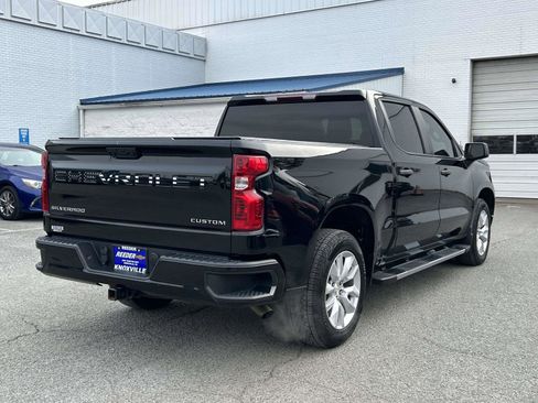 Used 2022 Chevrolet Silverado 1500 Custom image 3