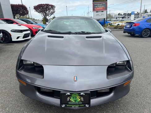 Used 1993 Chevrolet Camaro Z28 RWD image 10