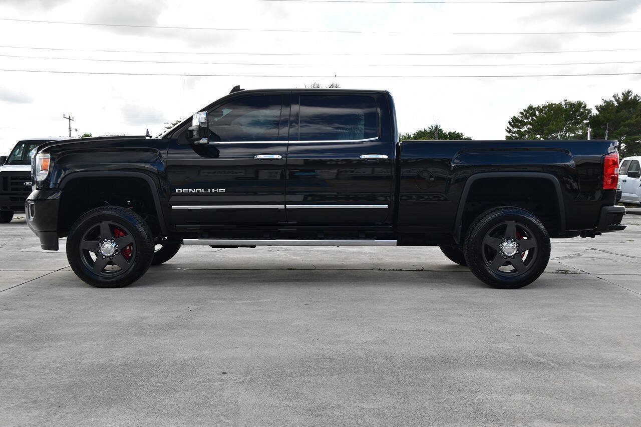 Used 2015 GMC Sierra 2500 Denali AWD/4WD image 4