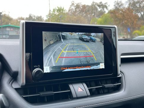 Used 2025 Toyota RAV4 LE image 17