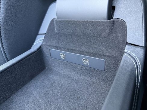 Used 2022 Audi A6 Premium Plus w/ Premium Plus Package image 33