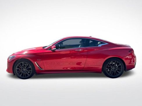 Used 2017 INFINITI Q60 Red Sport 400 AWD/4WD image 2