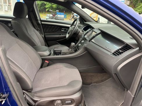 Used 2015 Ford Taurus SEL w/ Equipment Group 201A FWD image 15
