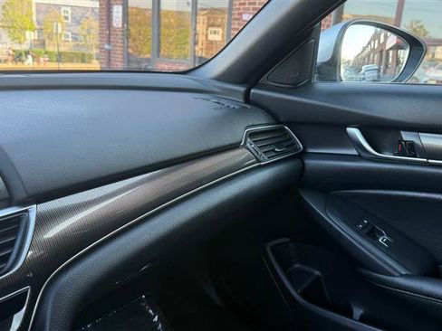 Used 2020 Honda Accord Sport image 35