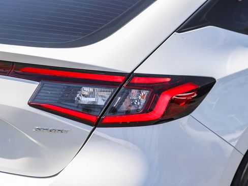 Certified 2024 Honda Civic Sport image 11