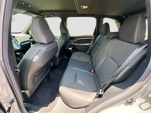Certified 2026 Subaru Forester Premium AWD/4WD image 22