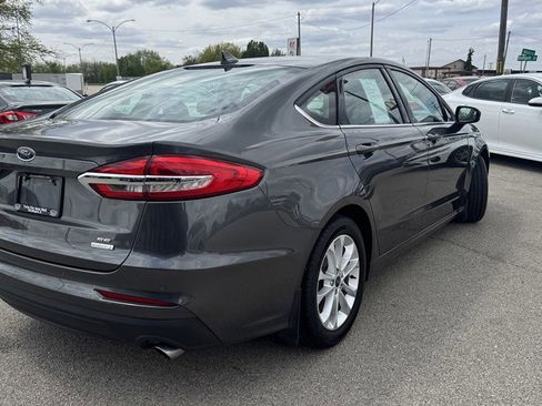 Used 2020 Ford Fusion SE FWD image 8