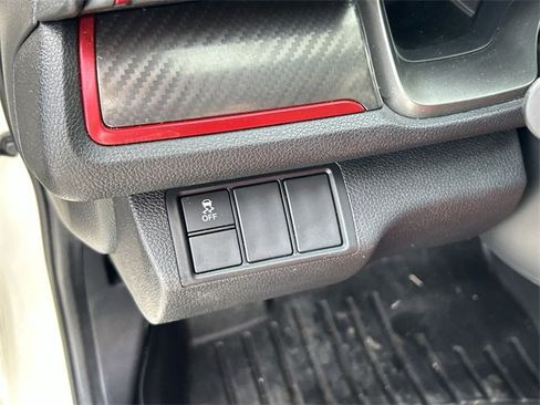 Used 2018 Honda Civic Type R image 17