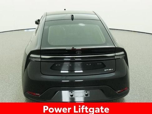 New 2026 Toyota Prius Plug-In Hybrid FWD image 9