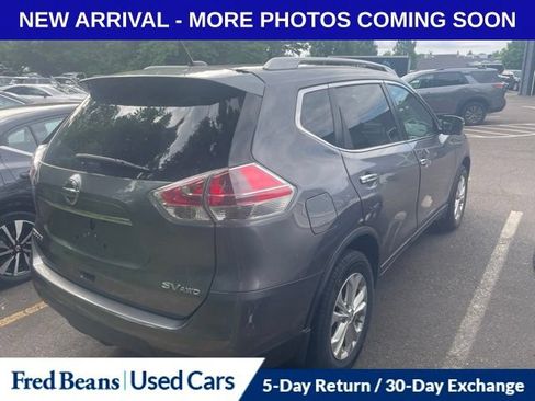 Used 2016 Nissan Rogue SV w/ SV Premium Package AWD/4WD image 6