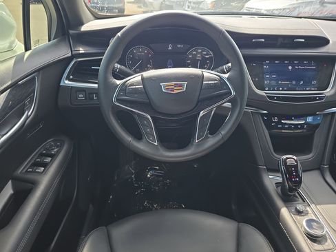 Used 2022 Cadillac XT5 Premium Luxury FWD image 14